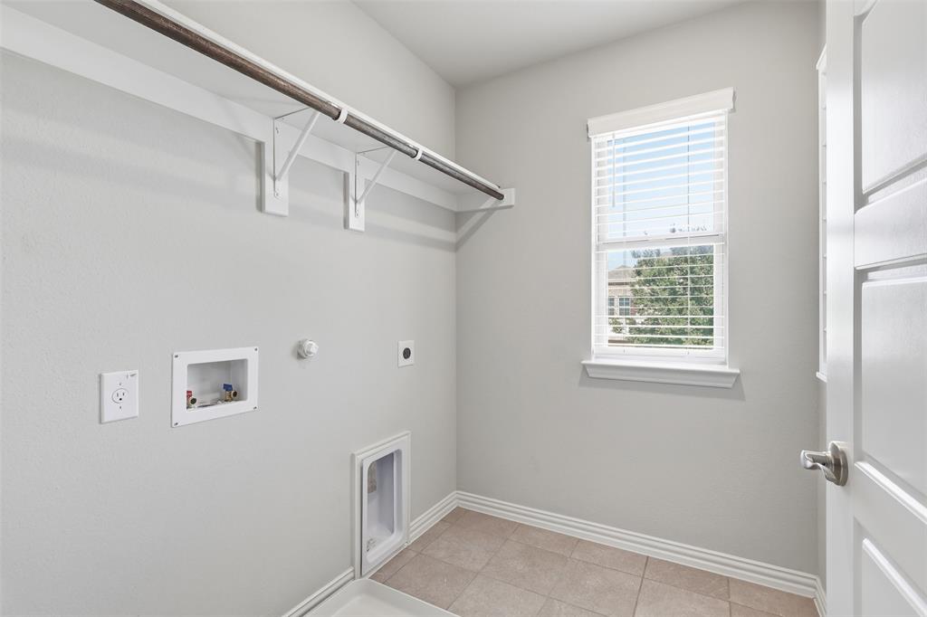 2564 Durango Drive Property Photo 18
