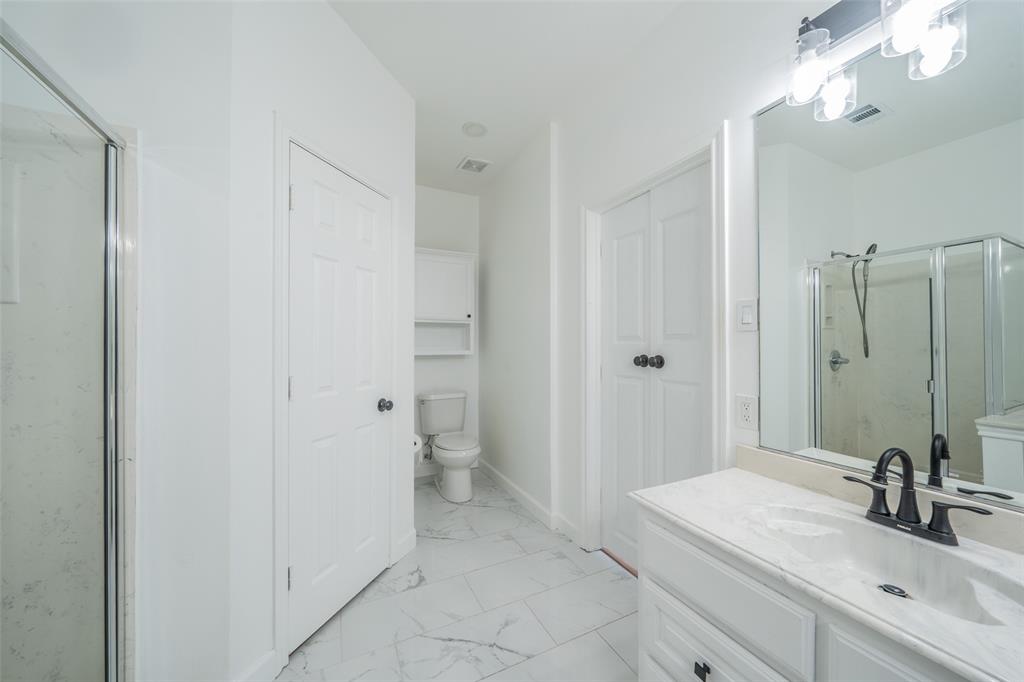 2525 Brooke Trail Property Photo 16