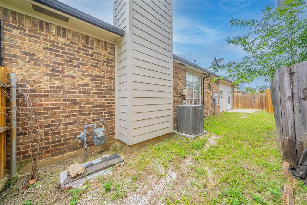 2525 Brooke Trail Property Photo 27