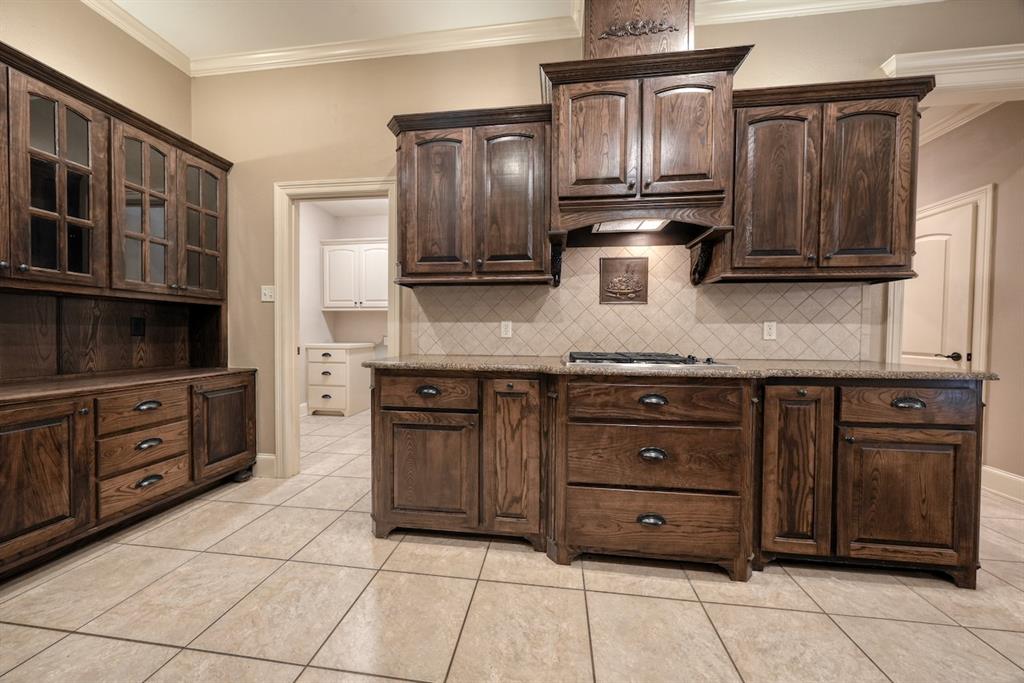 205 Heritage Court Property Photo 8