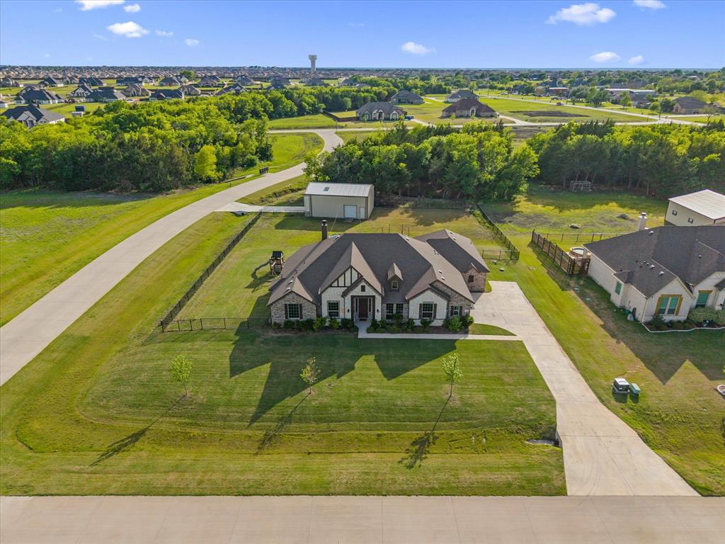 1600 Lynx Loop Property Photo 1