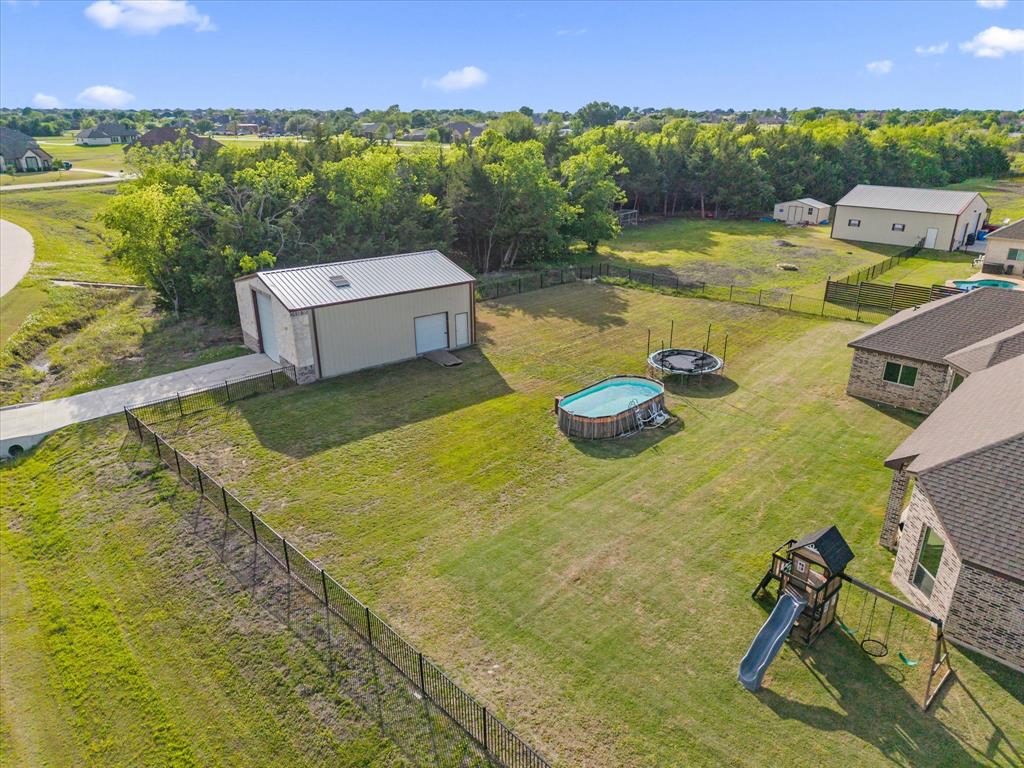 1600 Lynx Loop Property Photo 6