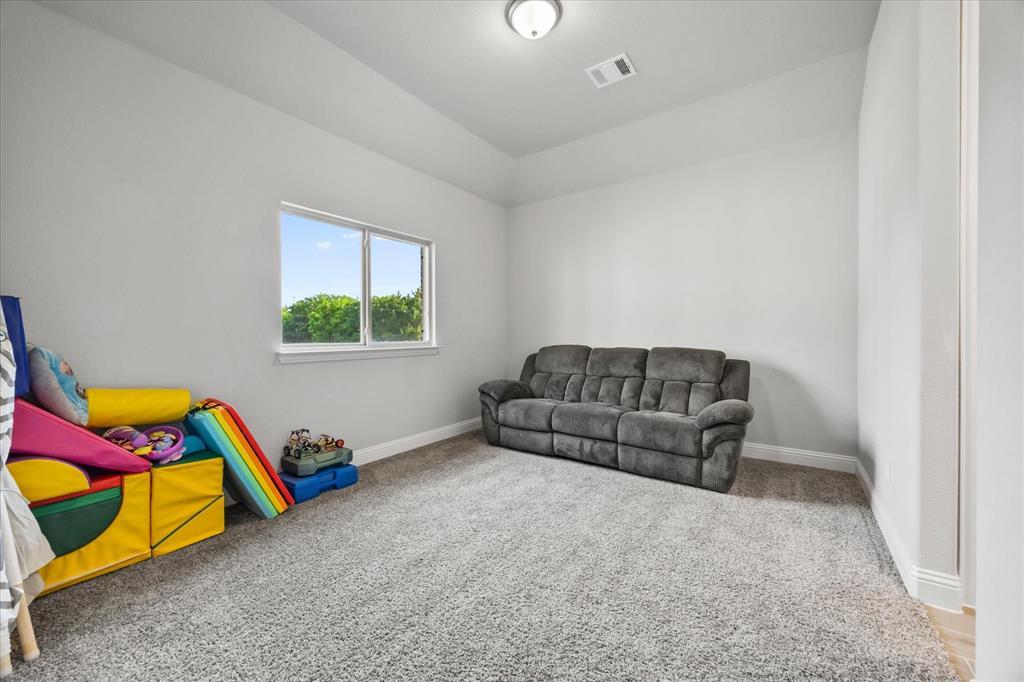 1600 Lynx Loop Property Photo 32