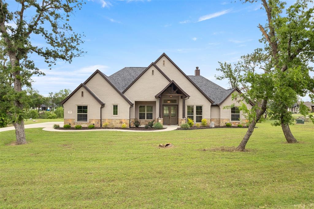 105 Clayton Crossing