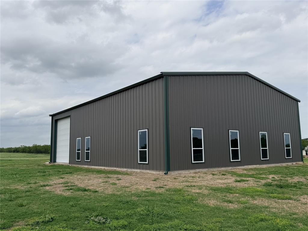 192 Fm 1183 Property Photo 2