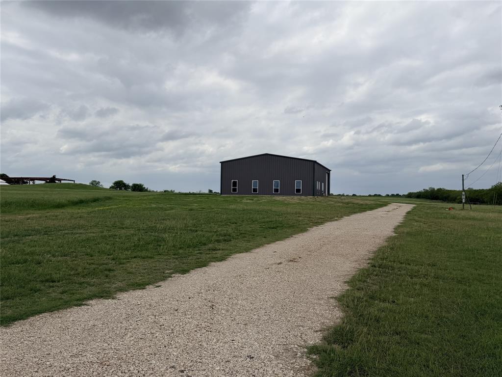 192 Fm 1183 Property Photo 6