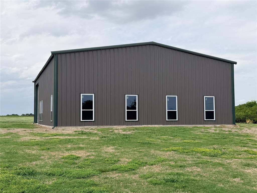 192 Fm 1183 Property Photo 17