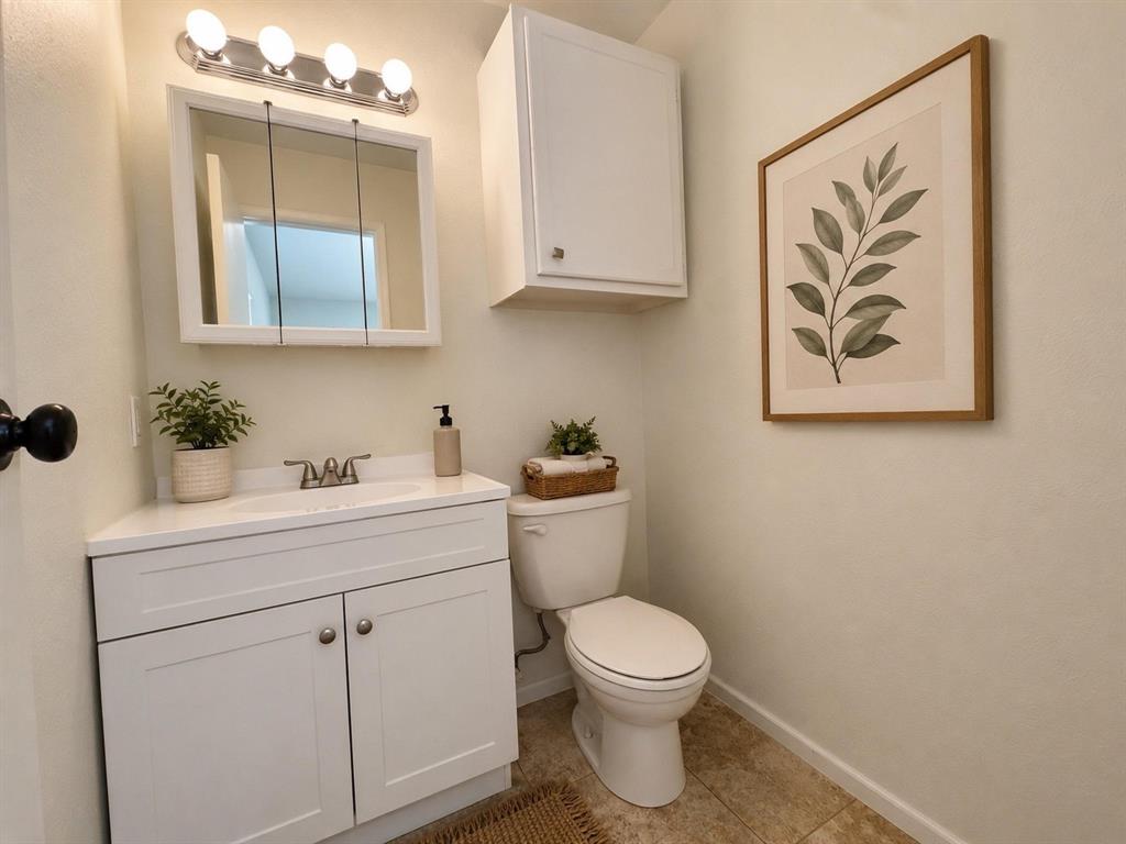 409 Starling Drive Property Photo 7