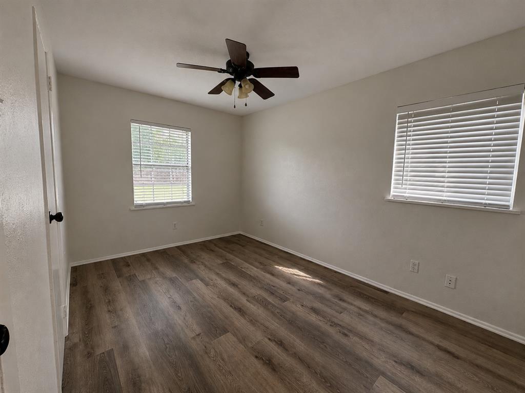 409 Starling Drive Property Photo 13