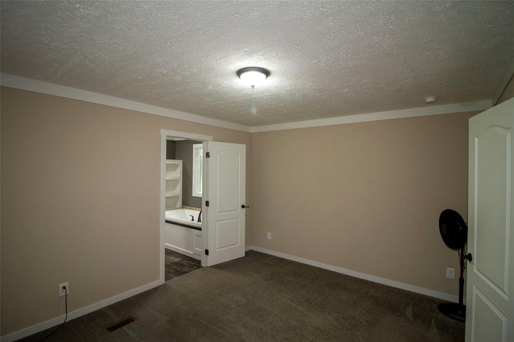 8809 Castle Dale Loop Property Photo 15