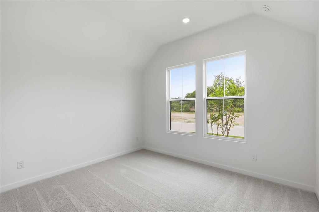 4628 Commack Drive Property Photo 25