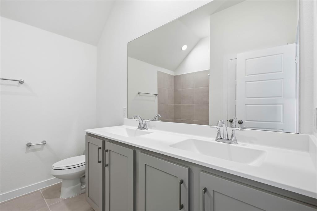 4628 Commack Drive Property Photo 26