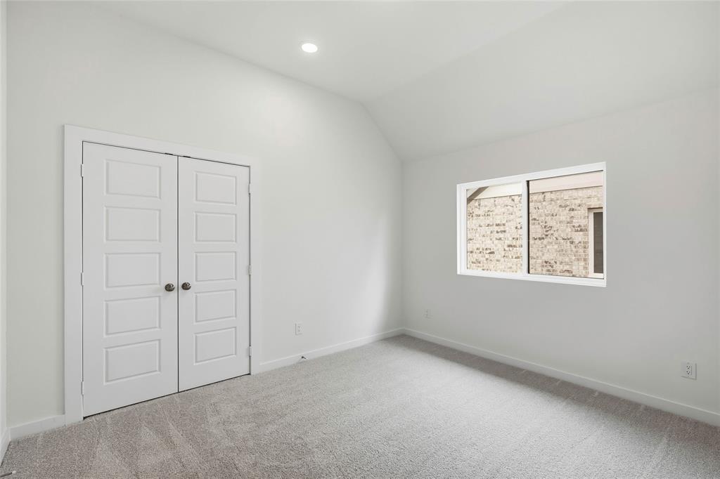 4628 Commack Drive Property Photo 28