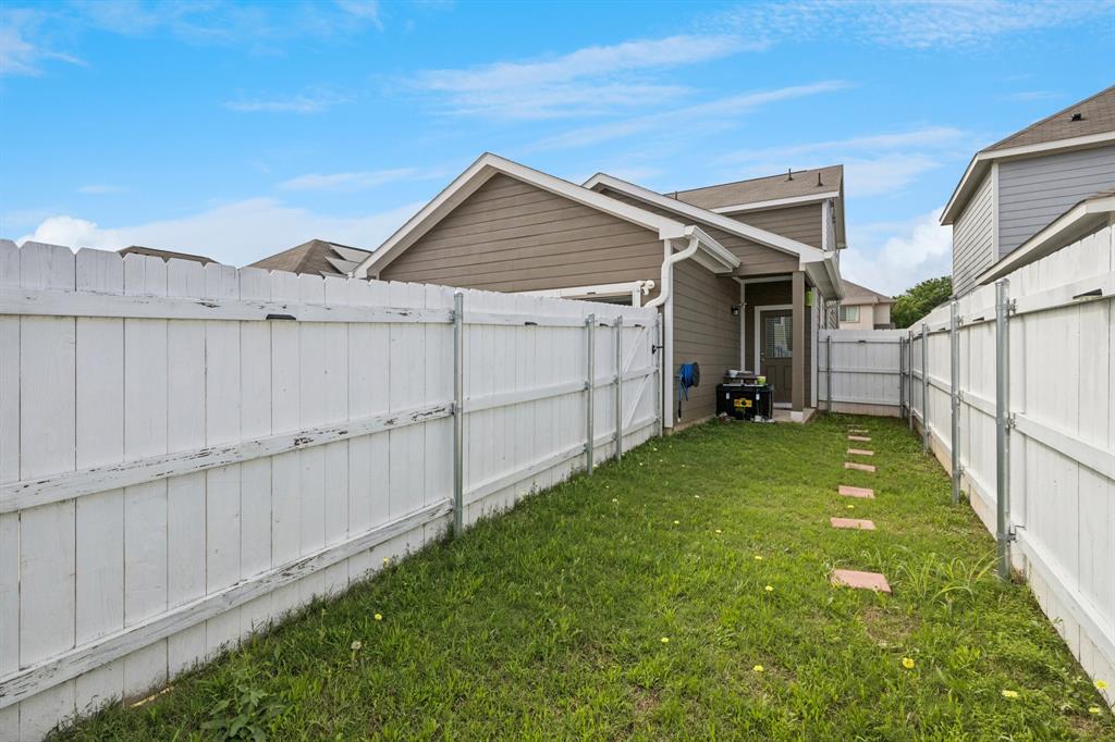 5725 Willamette Drive Property Photo 14
