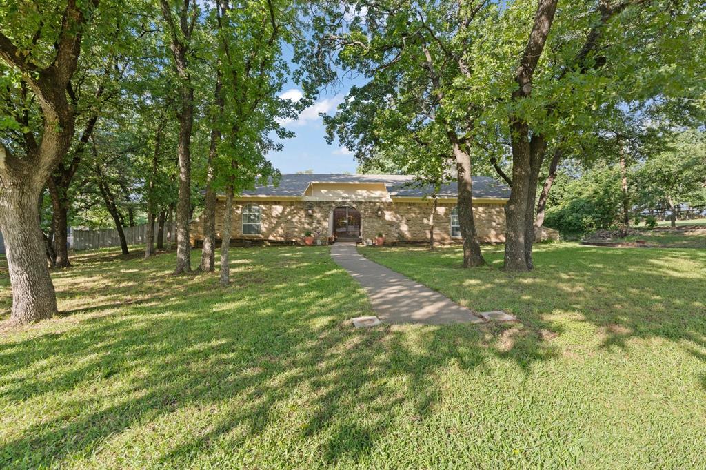 2005 Meadow Drive Property Photo 1