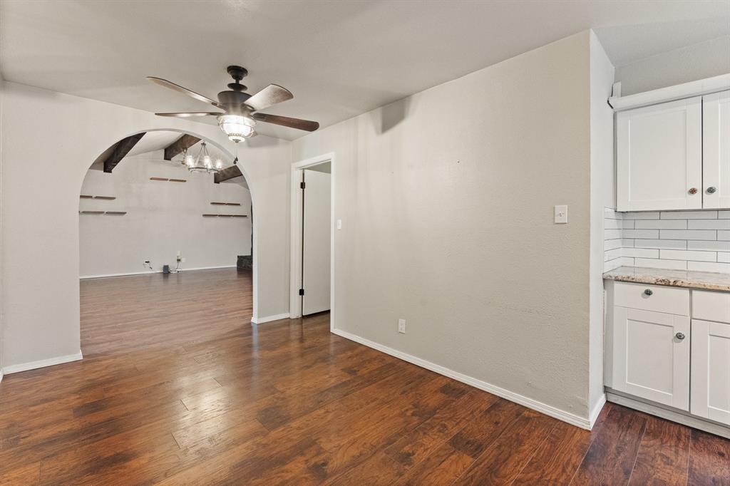 2005 Meadow Drive Property Photo 12