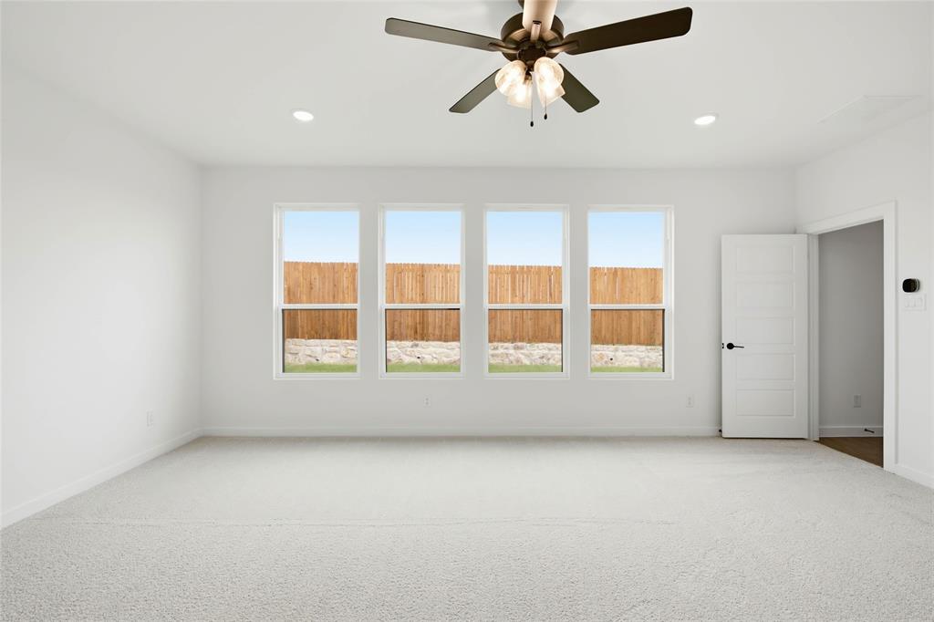 4632 Commack Drive Property Photo 17