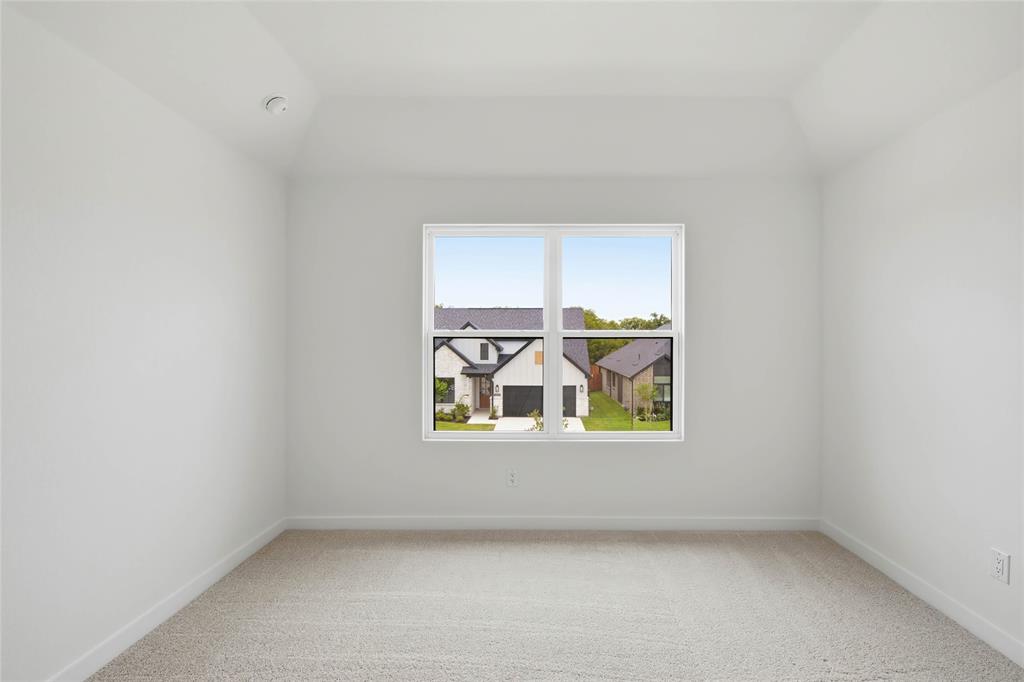 4632 Commack Drive Property Photo 26
