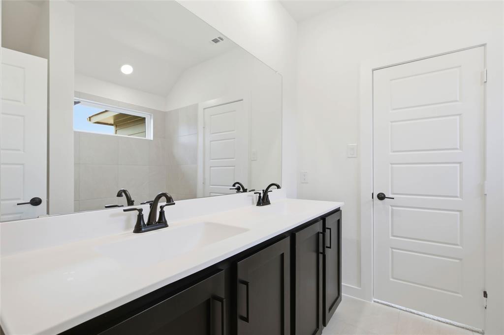 4632 Commack Drive Property Photo 30