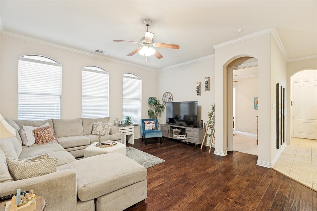 1547 Barksdale Drive Property Photo 10