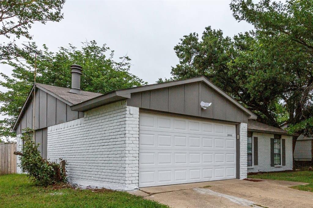 409 Rockcrest Drive Property Photo 3
