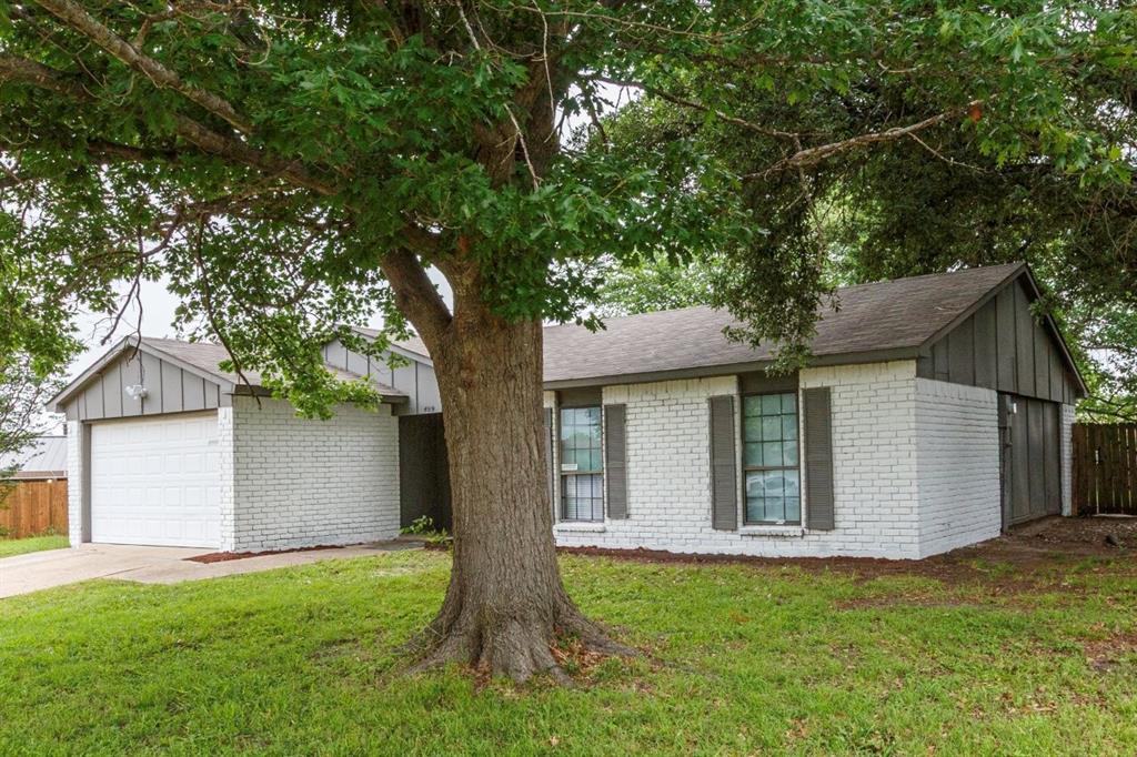 409 Rockcrest Drive Property Photo 4