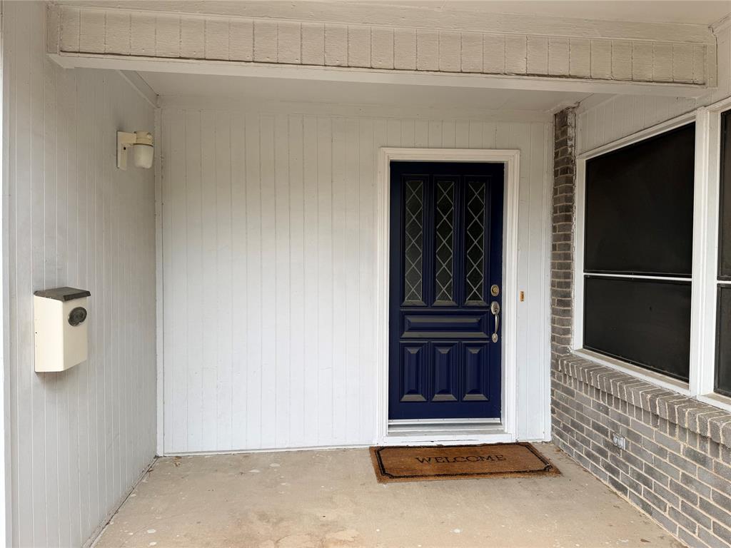 3311 Forest Lane Property Photo 2