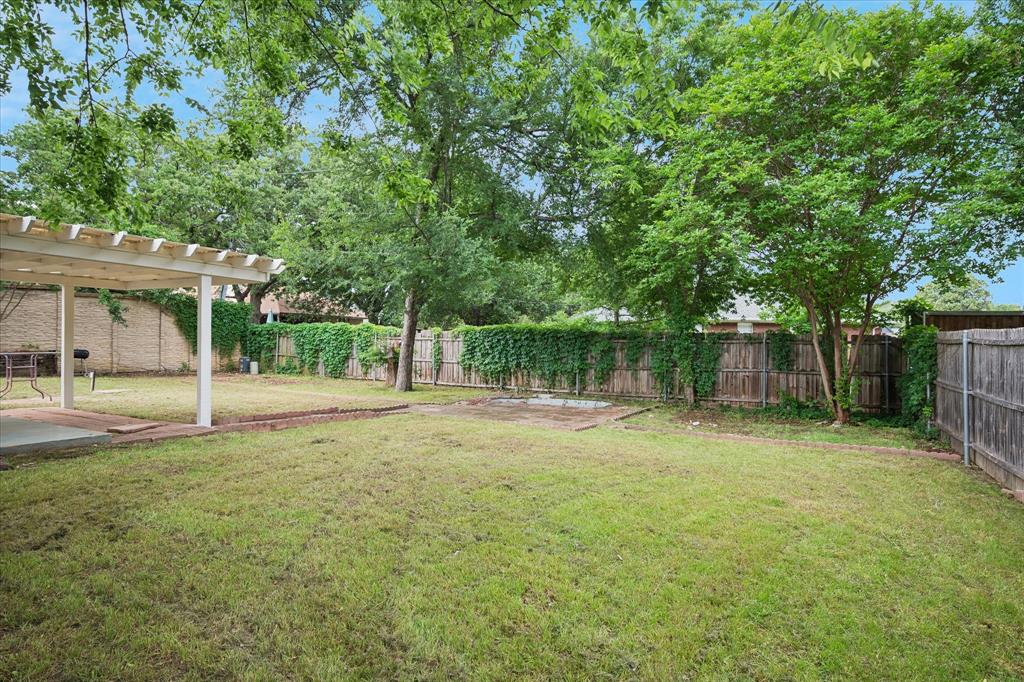 7205 Elm Wood Drive Property Photo 33