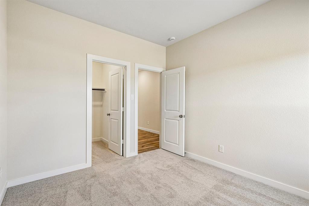 2221 Trailside Drive Property Photo 24
