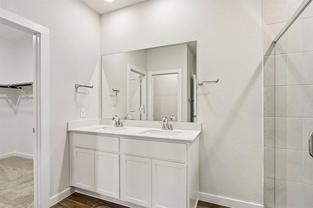 2221 Trailside Drive Property Photo 29