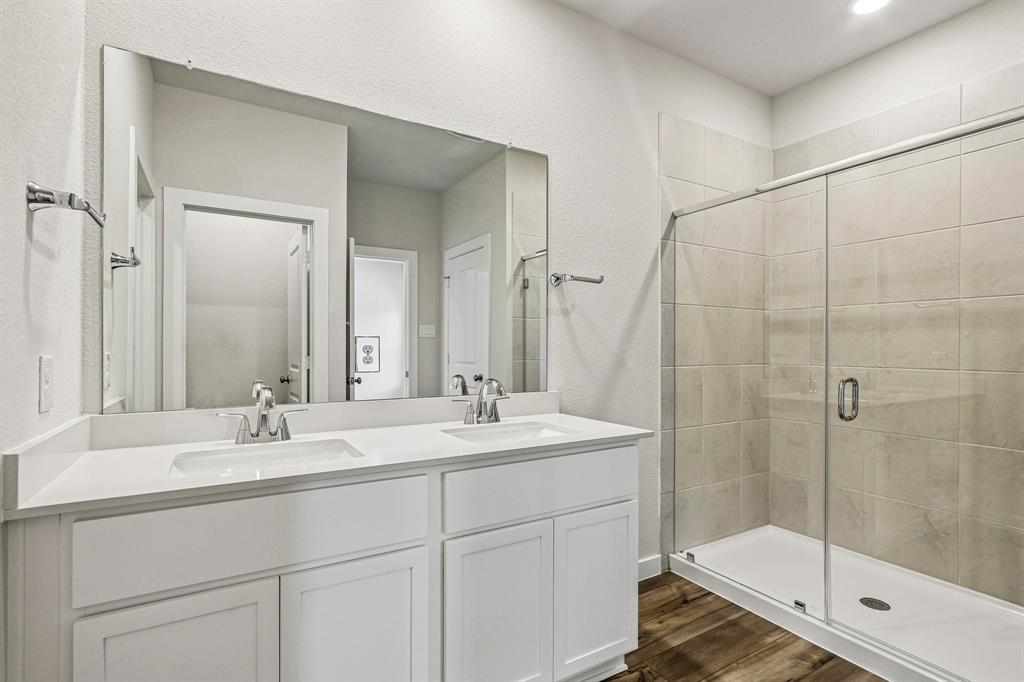 2221 Trailside Drive Property Photo 30