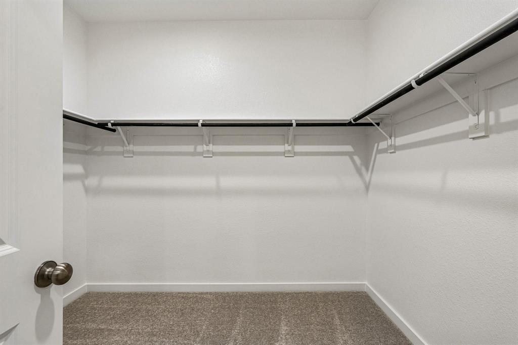 2221 Trailside Drive Property Photo 32