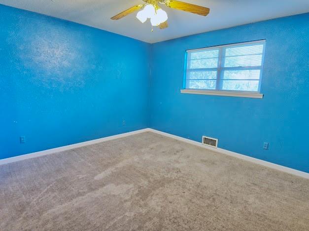 933 N Main Street Property Photo 12