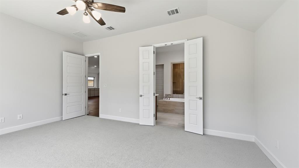 1713 Hillside Stroll Drive Property Photo 13