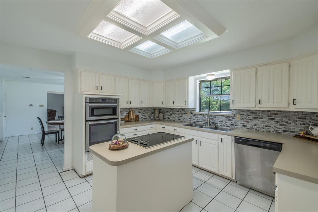 241 Highridge Drive Property Photo 10