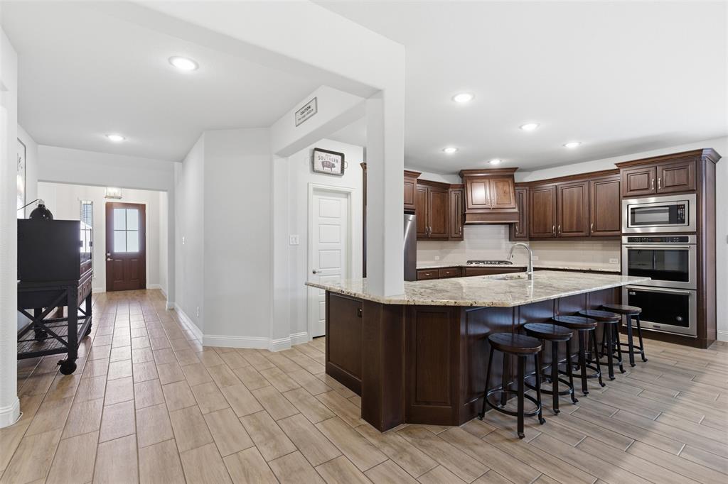 4852 Nickeldale Court Property Photo 13