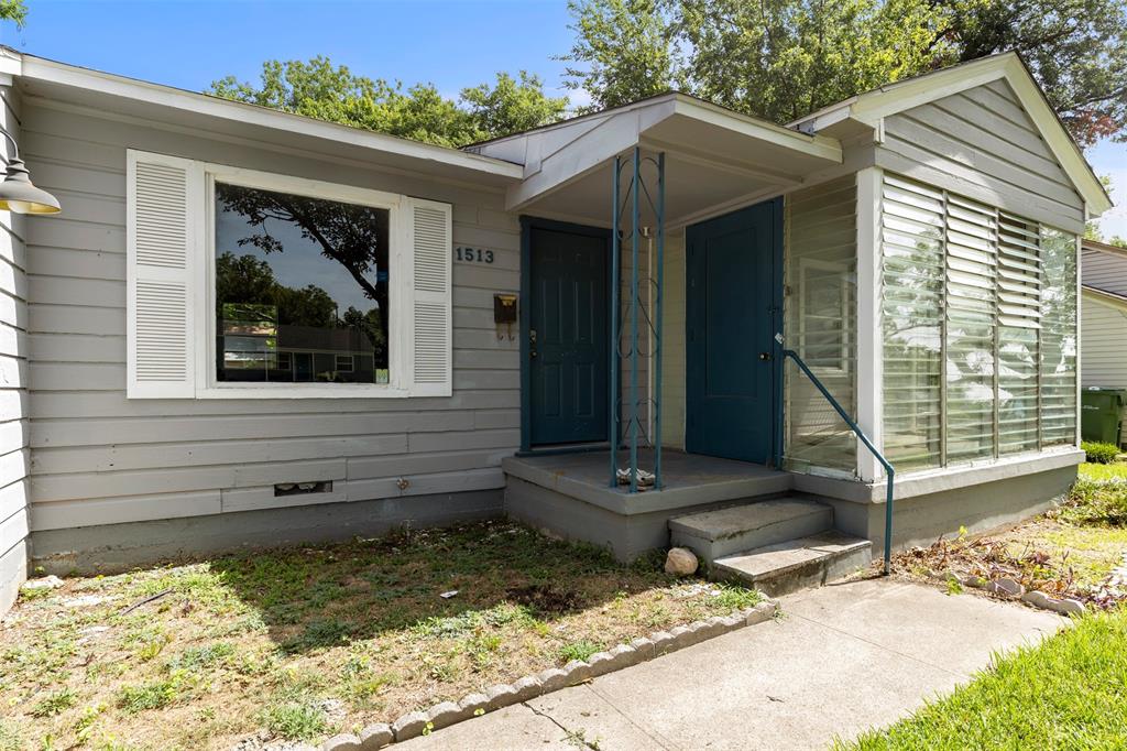 1513 Davis Boulevard Property Photo 3