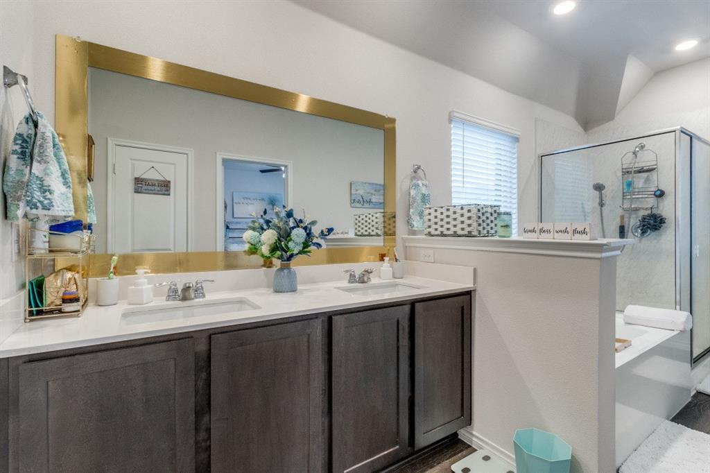 2057 Juniper Pass Way Property Photo 11