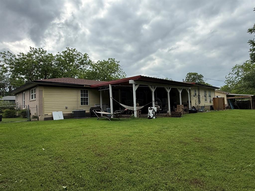 510 S Avenue O Property Photo 2