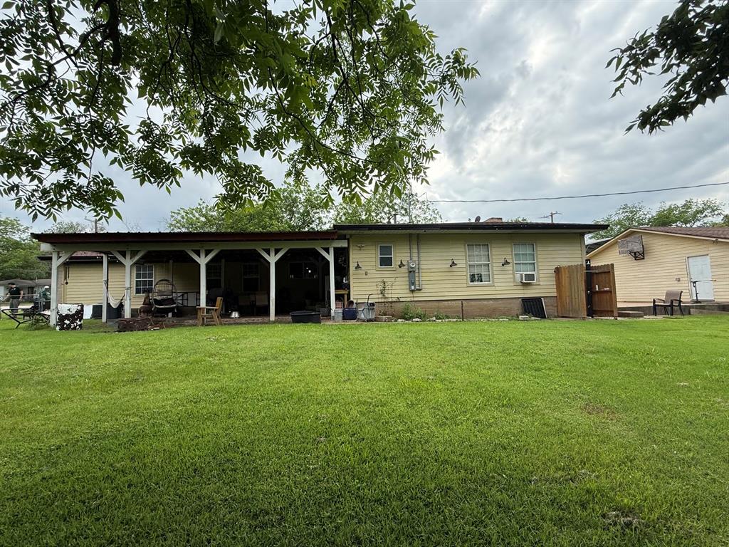 510 S Avenue O Property Photo 3
