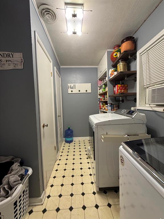 510 S Avenue O Property Photo 14