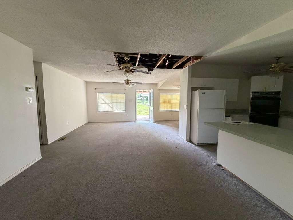 325 County Road 1768 Property Photo 8