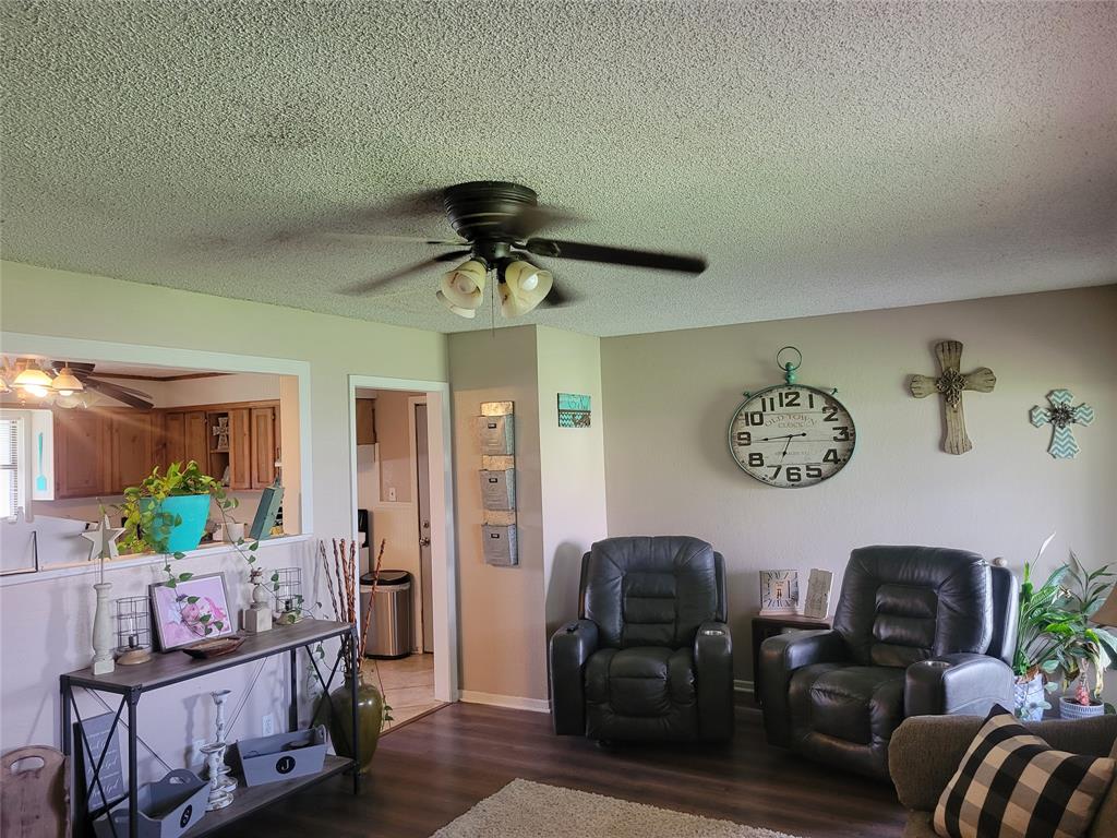 4310 Brookdale Drive Property Photo 4