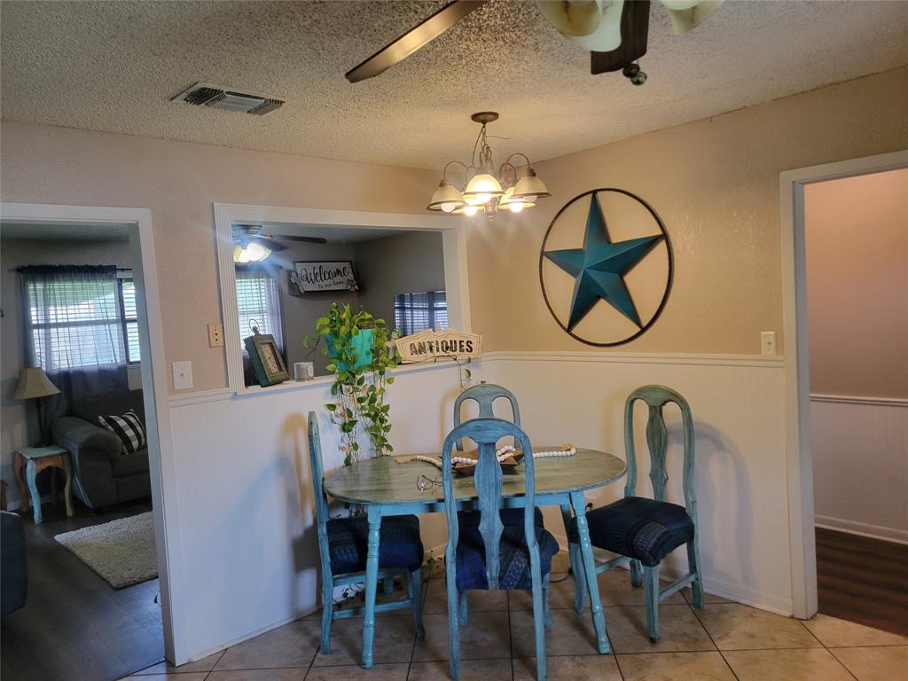 4310 Brookdale Drive Property Photo 7