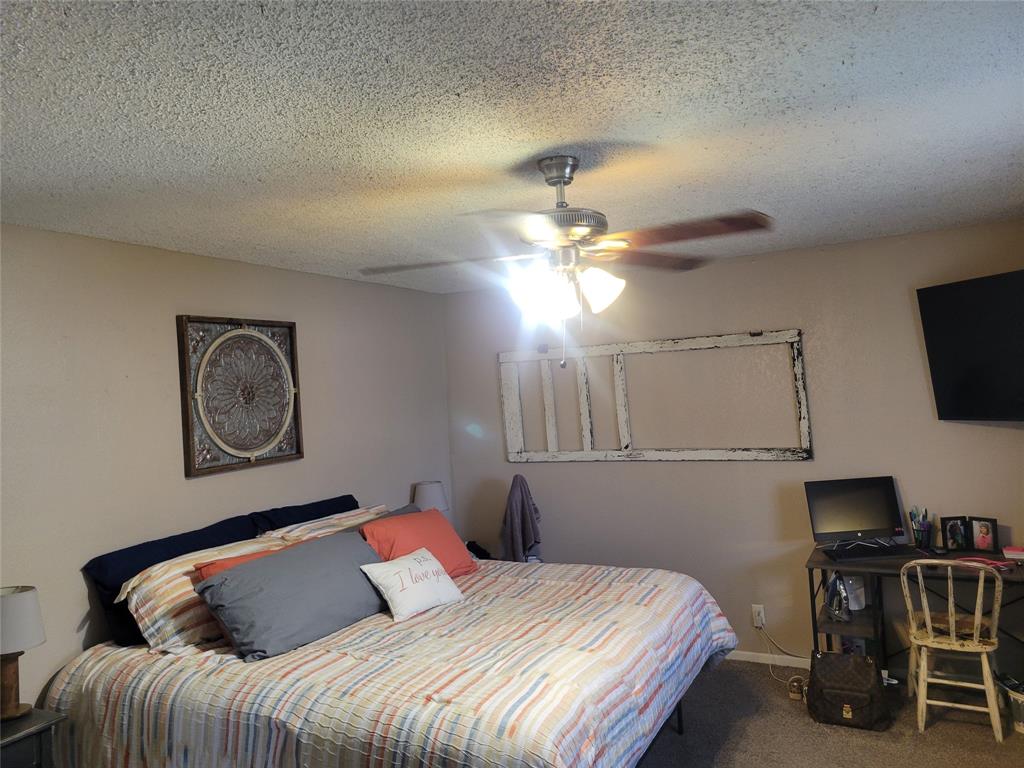 4310 Brookdale Drive Property Photo 8