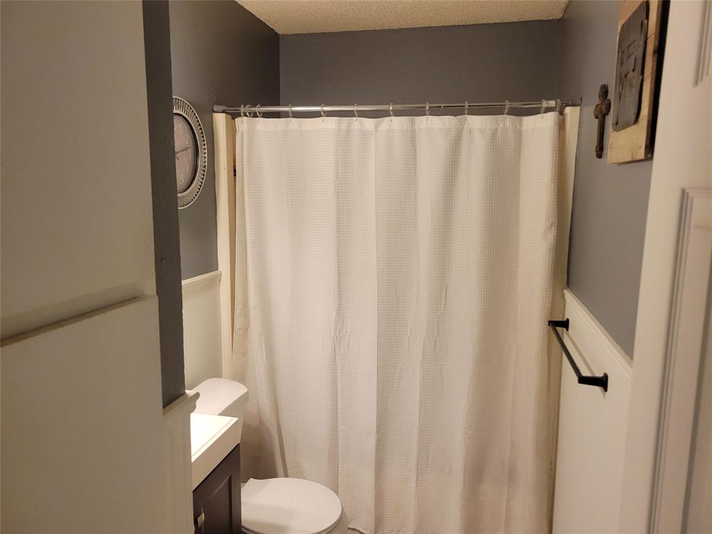 4310 Brookdale Drive Property Photo 13