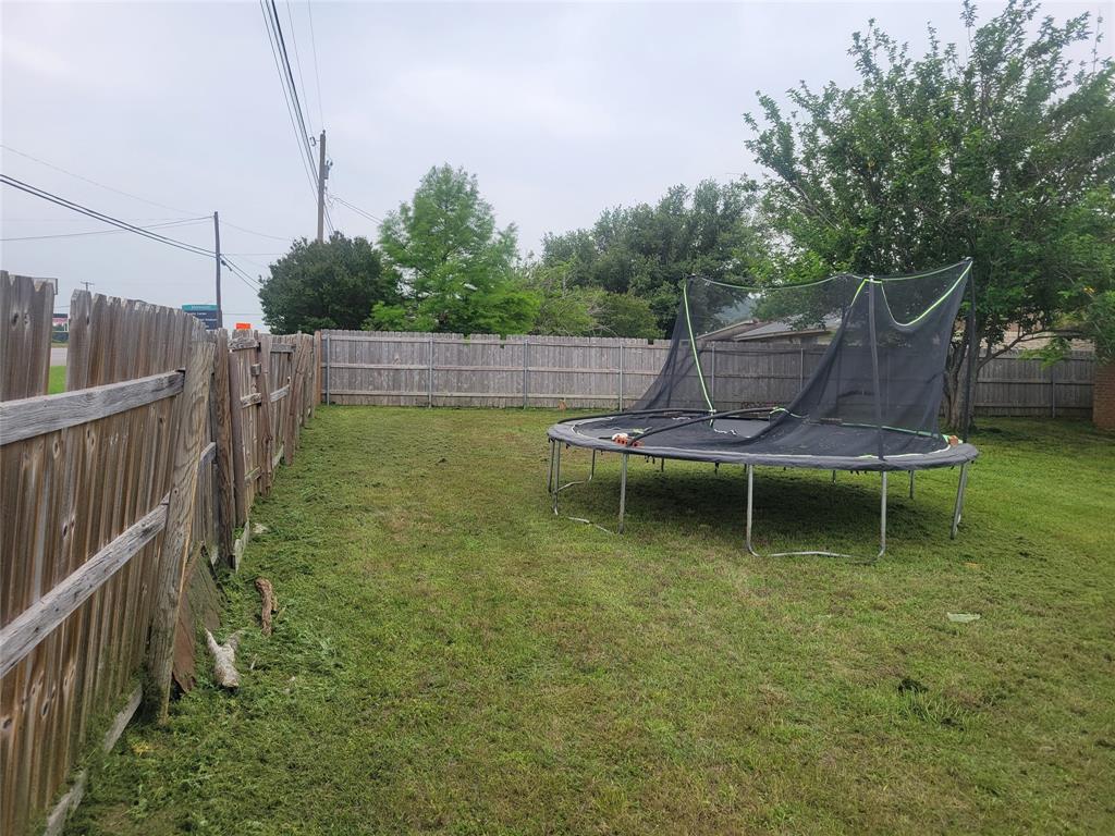 4310 Brookdale Drive Property Photo 17