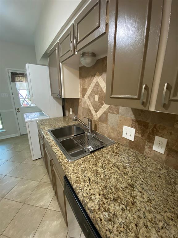 4320 S Bellaire Drive 114w Property Photo 17