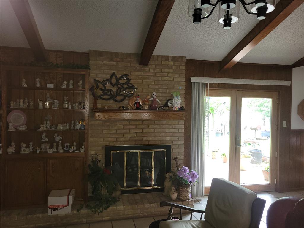 1707 Broadmoor Drive Property Photo 8