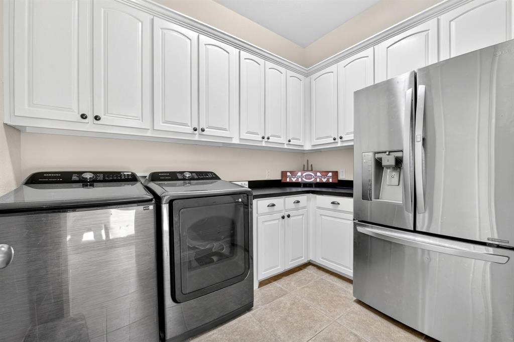 12601 Indian Creek Drive Property Photo 16